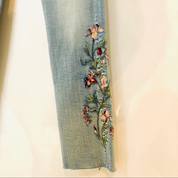 Driftwood embroidered jeans. - Picture 4 of 8